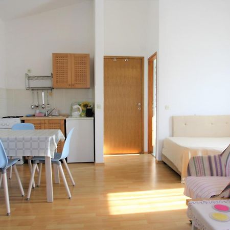 Apartments Pernar Porec Bilik gambar