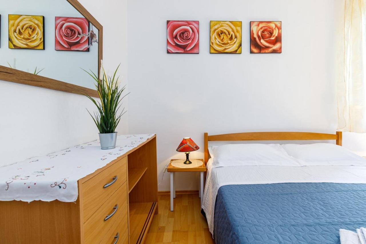 Apartments Pernar Porec Luaran gambar