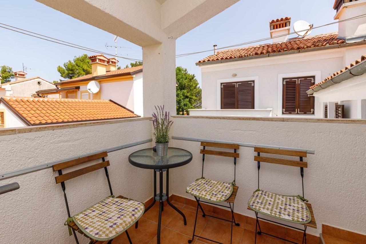 Apartments Pernar Porec Luaran gambar