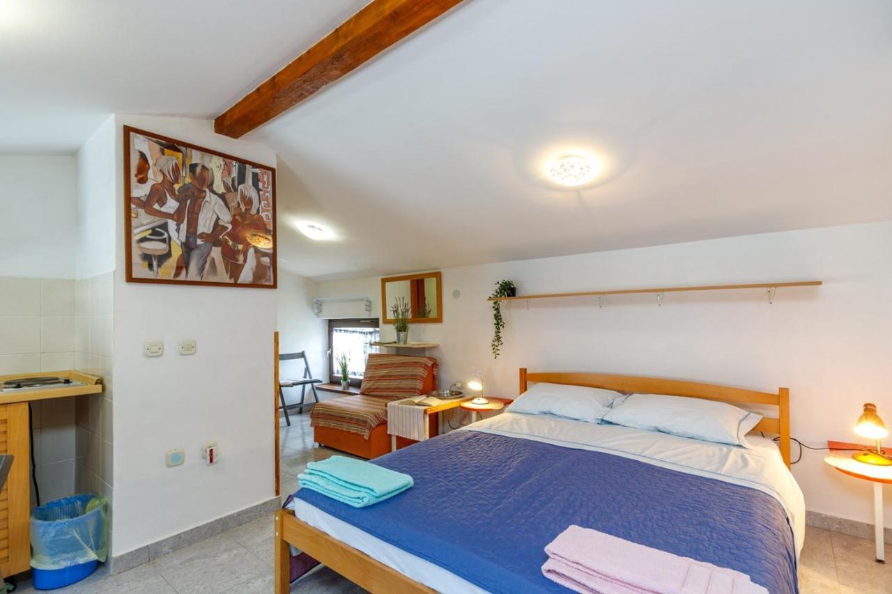 Apartments Pernar Porec Luaran gambar